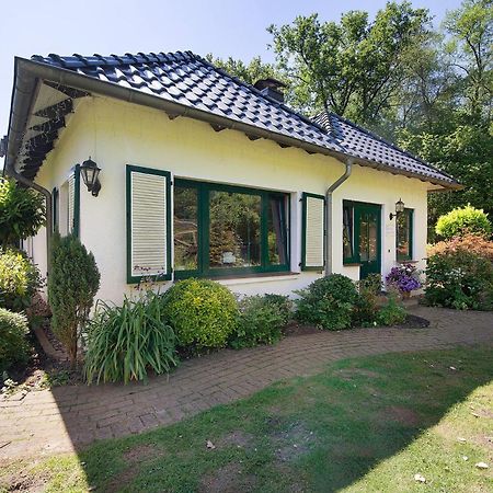 Villa Im Gruenen Winkel Bruggen  Exterior foto