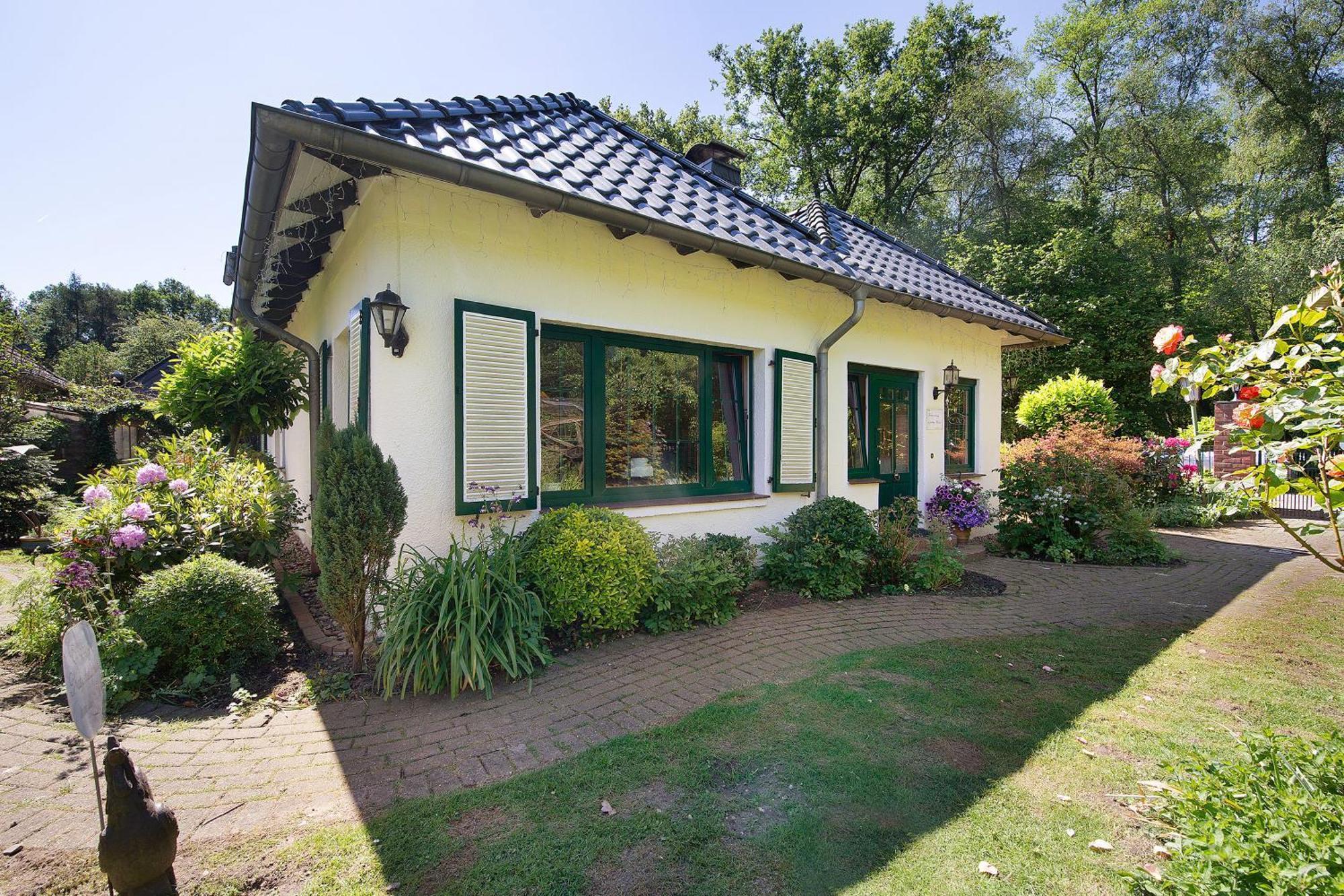Villa Im Gruenen Winkel Bruggen  Exterior foto